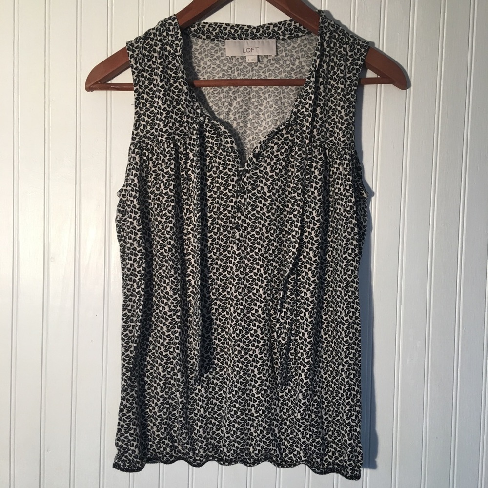 Ann Taylor Loft Ivory and Black Sleeveless Top S